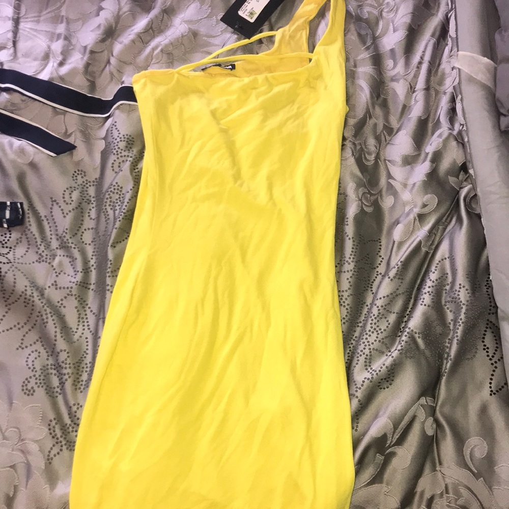 Yellow FASHION NOVA DRESS FOR 5$